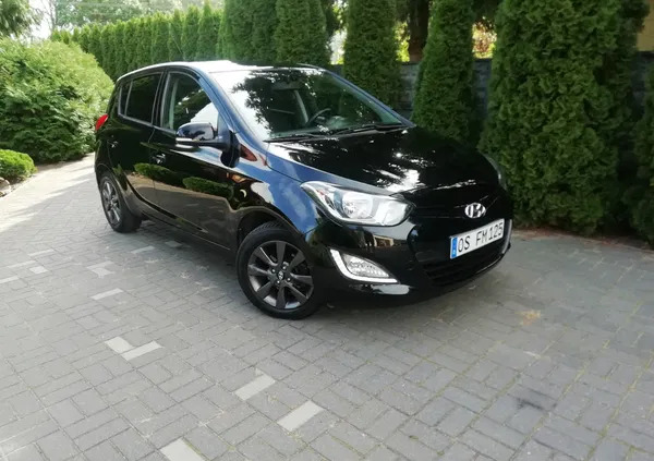samochody osobowe Hyundai i20 cena 31700 przebieg: 125125, rok produkcji 2015 z Płońsk